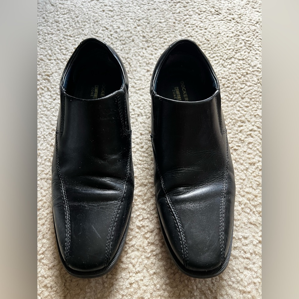 Dockers Black Leather Slip-On Loafers